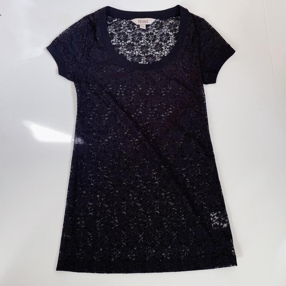 Y2k black lace tee adorable
